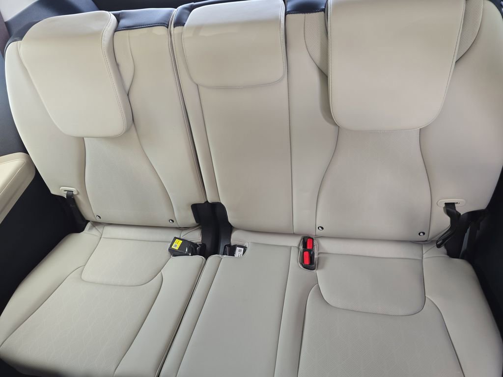New 2026 Kia Carnival SX FWD image 18