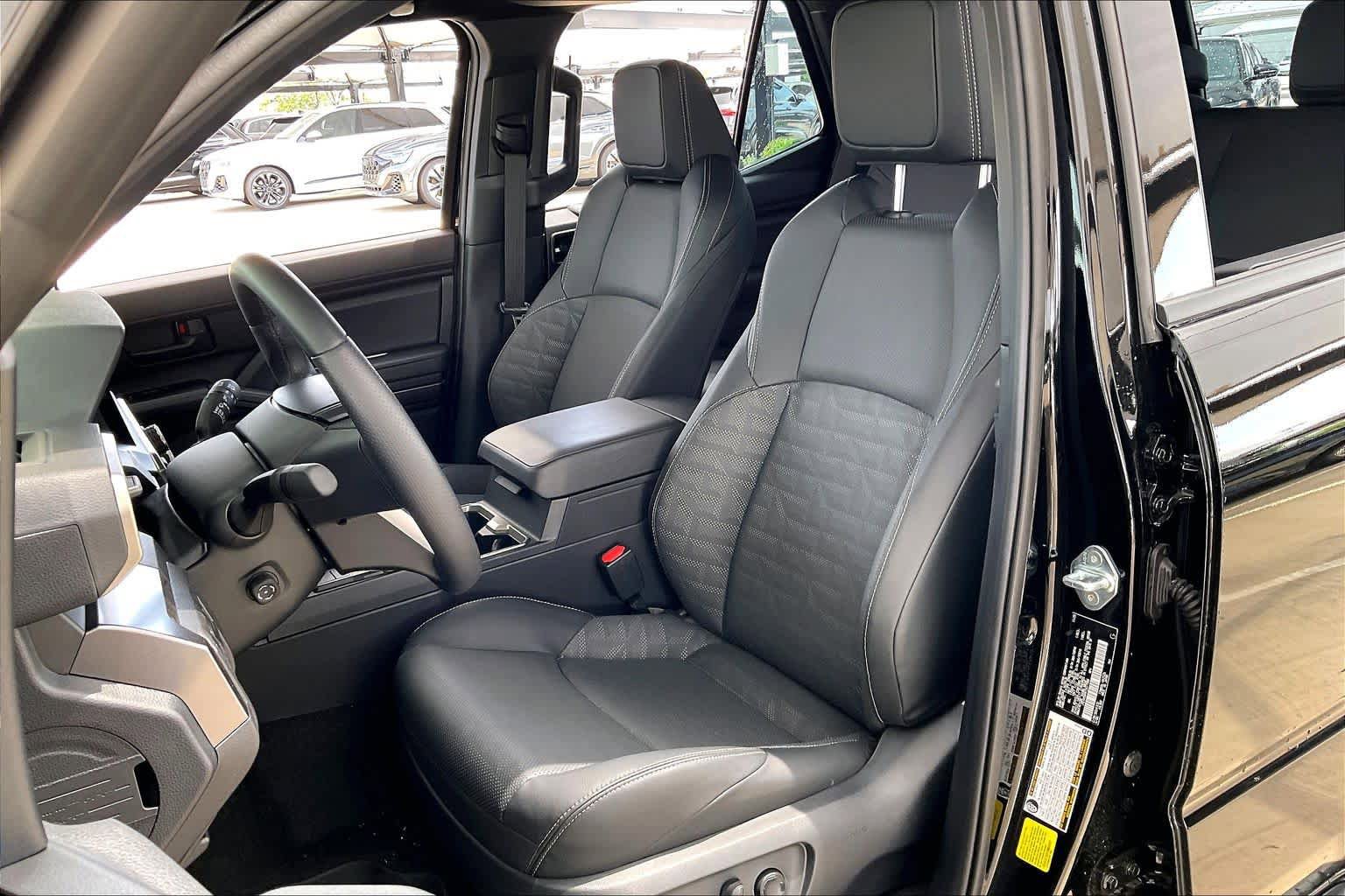 Used 2026 Toyota 4Runner TRD Off-Road Premium AWD/4WD image 8