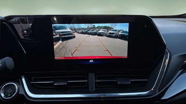 Certified 2024 Chevrolet Trax RS w/ Driver Confidence Package image 20