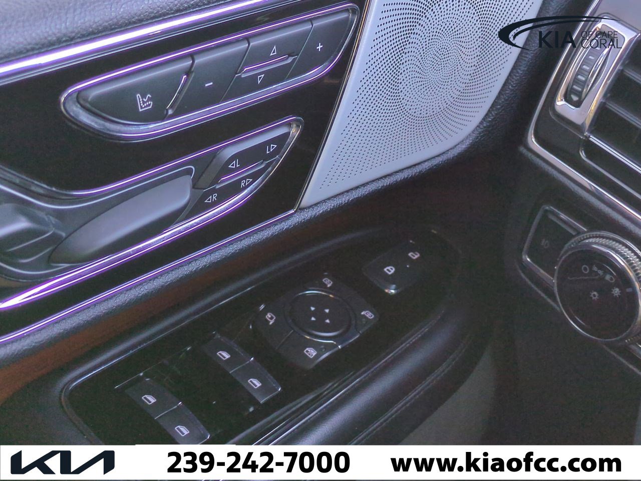 Used 2021 Lincoln Navigator Reserve w/ Luxury Package image 26