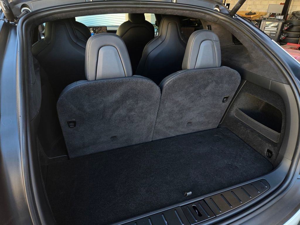 Used 2023 Tesla Model X Plaid image 26