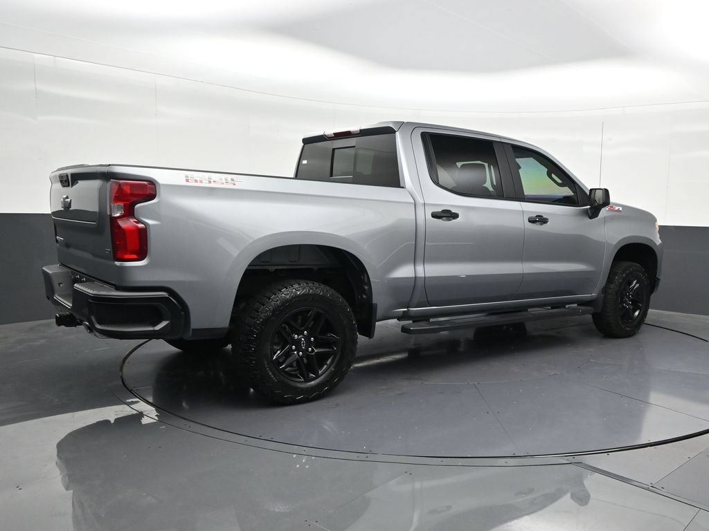 Used 2024 Chevrolet Silverado 1500 LT Trail Boss w/ Convenience Package II AWD/4WD image 5