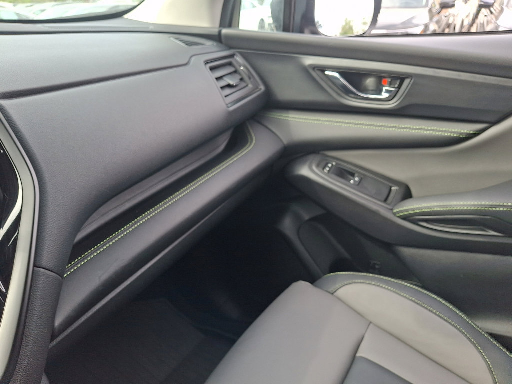 Used 2024 Subaru Ascent Onyx Edition image 31