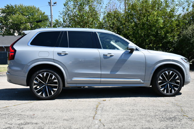 New 2026 Volvo XC90 B6 Plus w/ Protection Package Premier AWD/4WD image 8