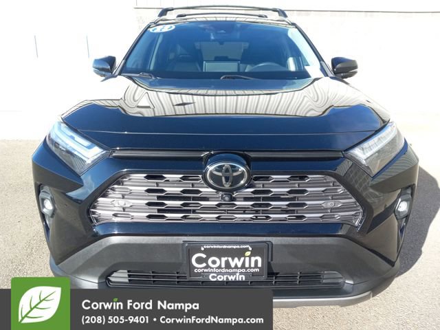 Used 2022 Toyota RAV4 Limited image 8