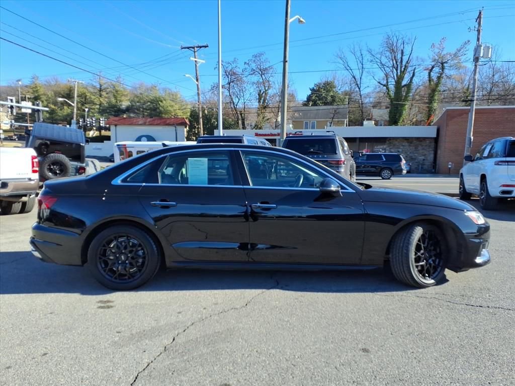 Used 2021 Audi A4 2.0T Premium image 3