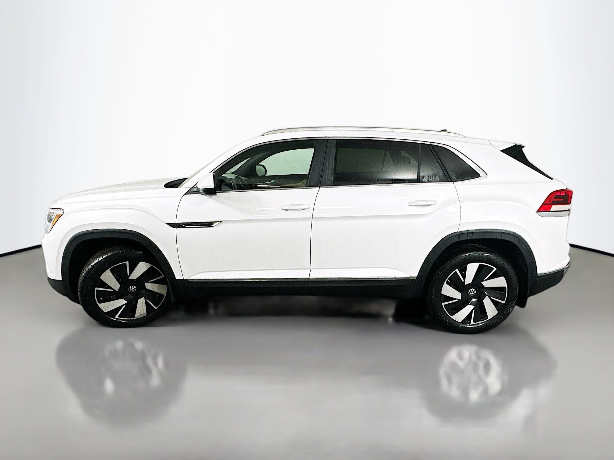 New 2026 Volkswagen Atlas Cross Sport SEL AWD/4WD image 4