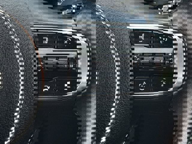 Used 2022 Kia K5 GT-Line w/ GT-Line Awd Premium Package image 14