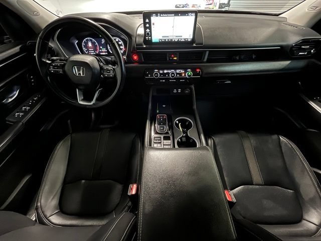 Used 2024 Honda Pilot Touring image 17