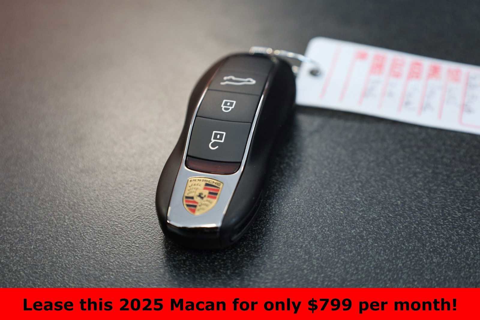 Certified 2025 Porsche Macan image 43