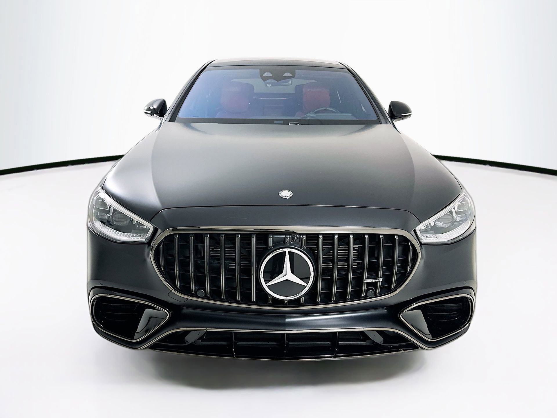 Used 2025 Mercedes-Benz S 63 AMG S image 2