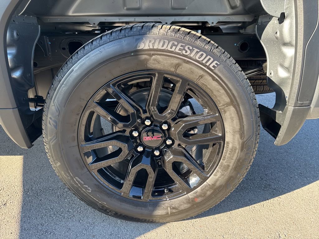 New 2026 GMC Sierra 1500 Elevation image 32