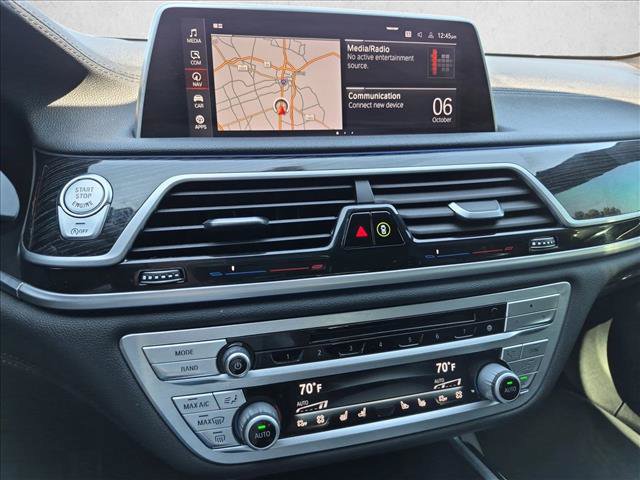 Used 2020 BMW 740i xDrive w/ M Sport Package AWD/4WD image 15
