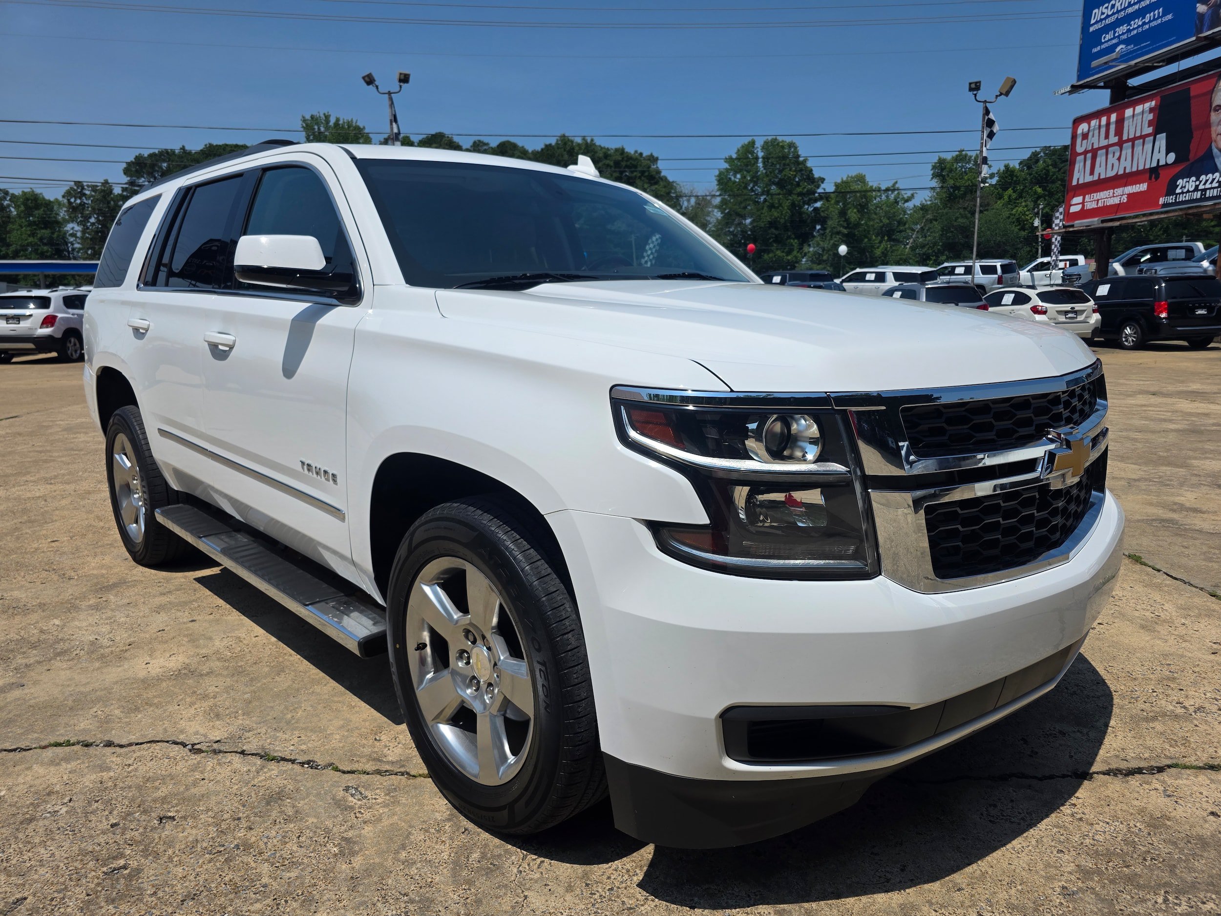 Used 2018 Chevrolet Tahoe LS RWD image 3