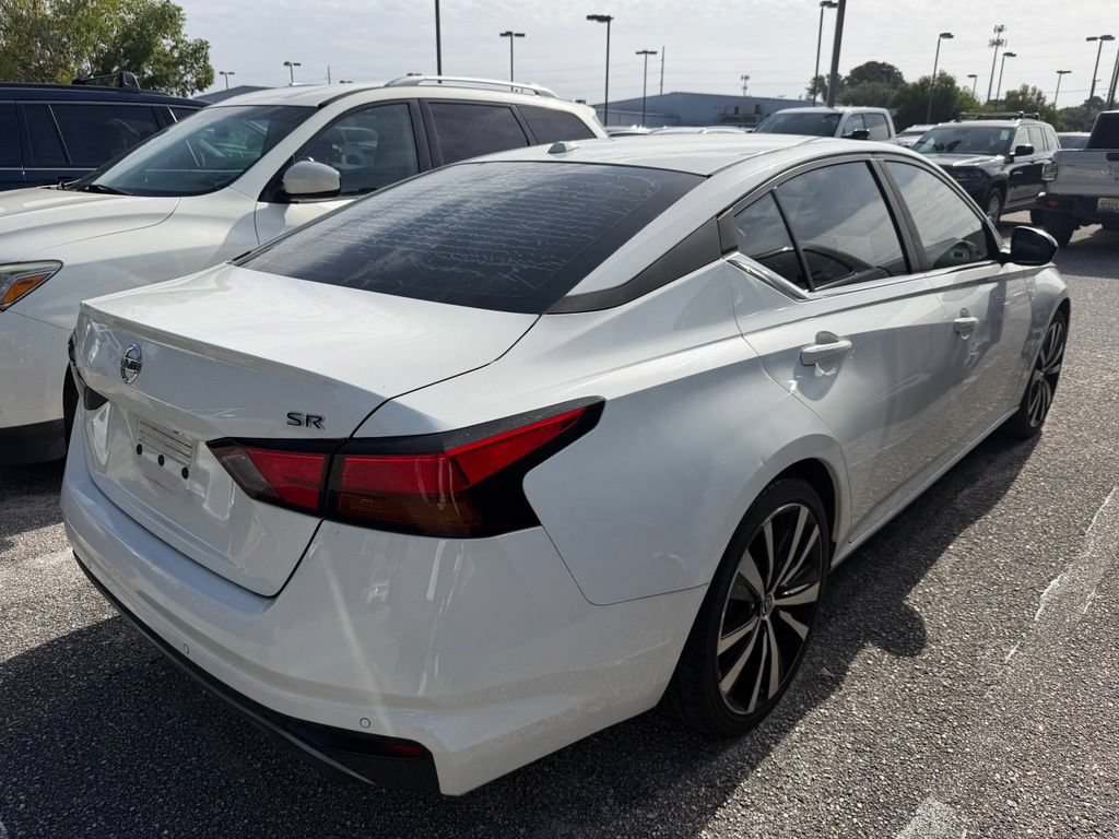 Used 2020 Nissan Altima 2.5 SR FWD image 3