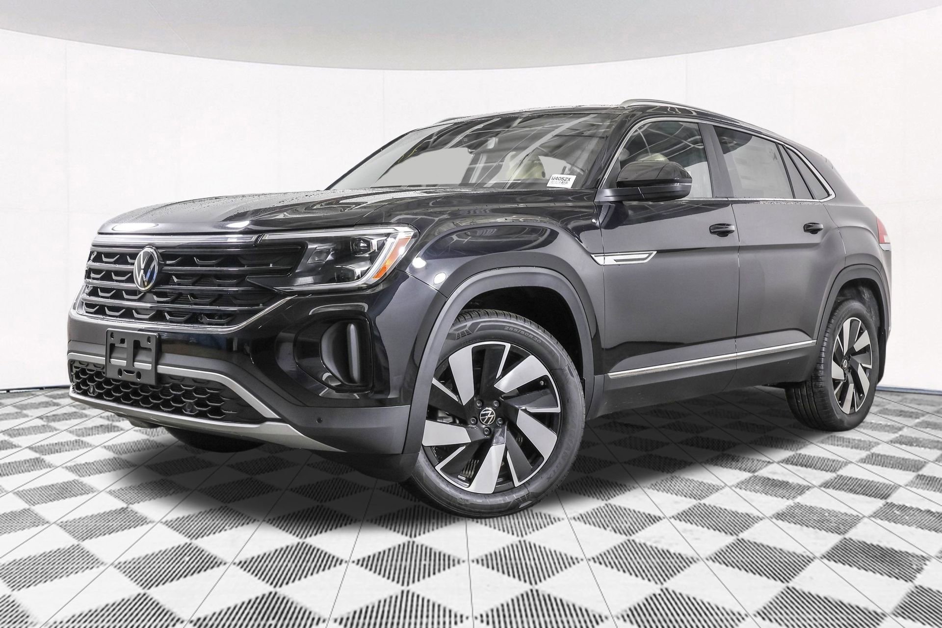 New 2026 Volkswagen Atlas Cross Sport SEL image 2