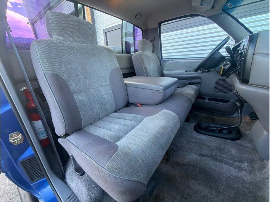 Used 1996 Dodge Ram 1500 Truck 4x4 Regular Cab image 4