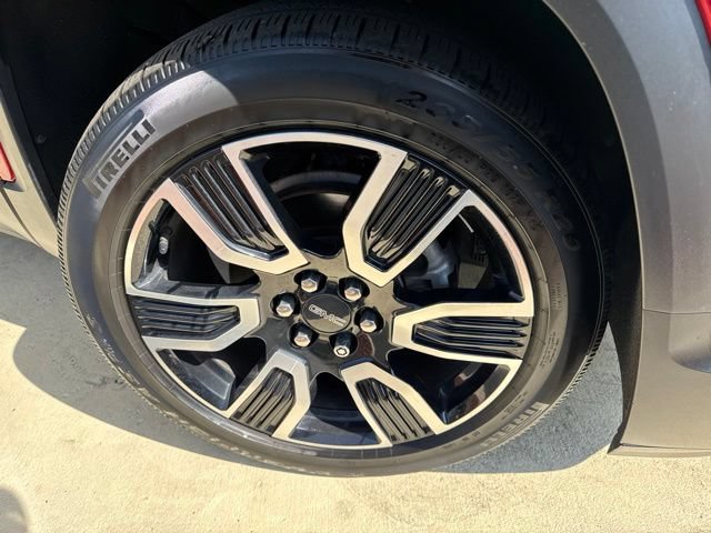 Used 2021 GMC Acadia SLT w/ Elevation Edition AWD/4WD image 30