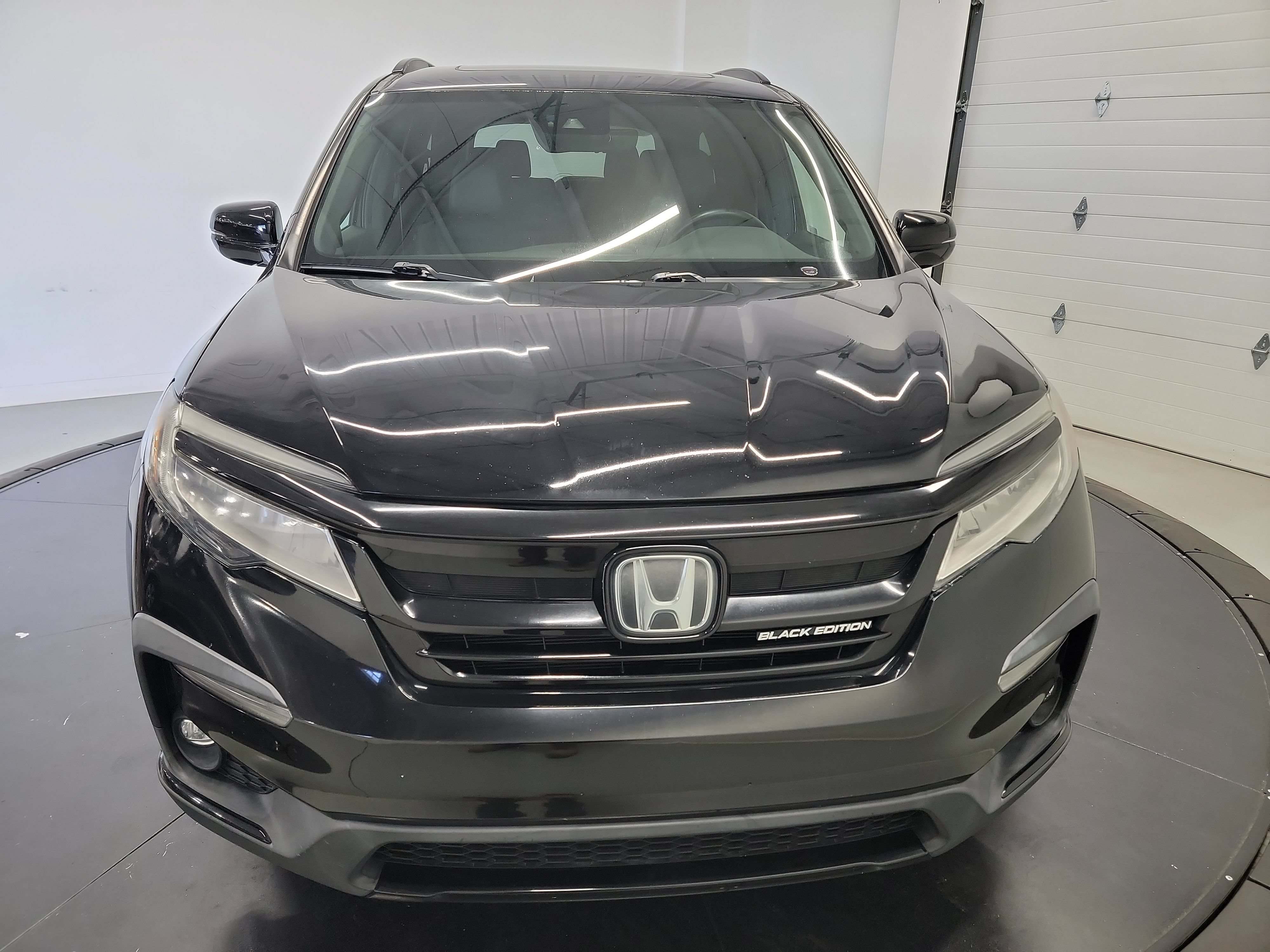 Used 2021 Honda Pilot Black Edition video 2
