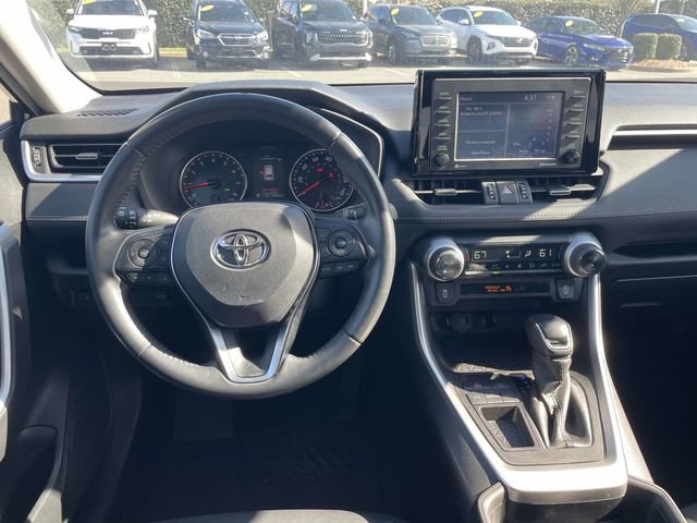 Used 2021 Toyota RAV4 XLE Premium image 2