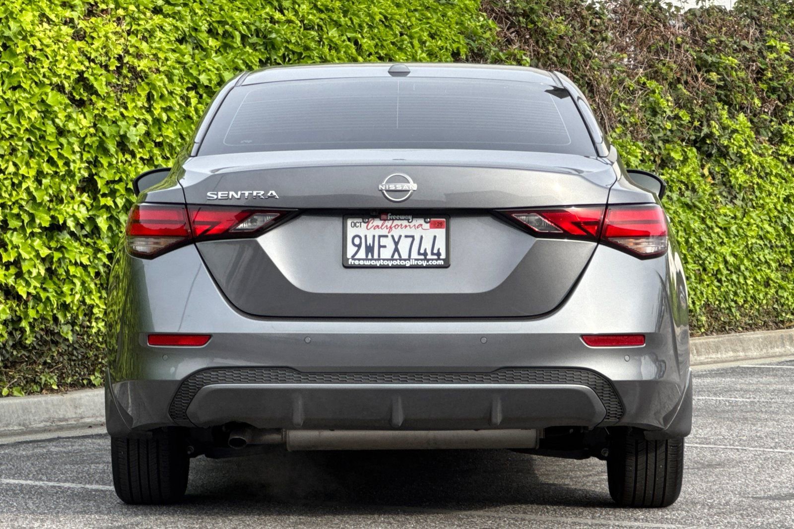 Used 2025 Nissan Sentra SV w/ All-Weather Package image 5