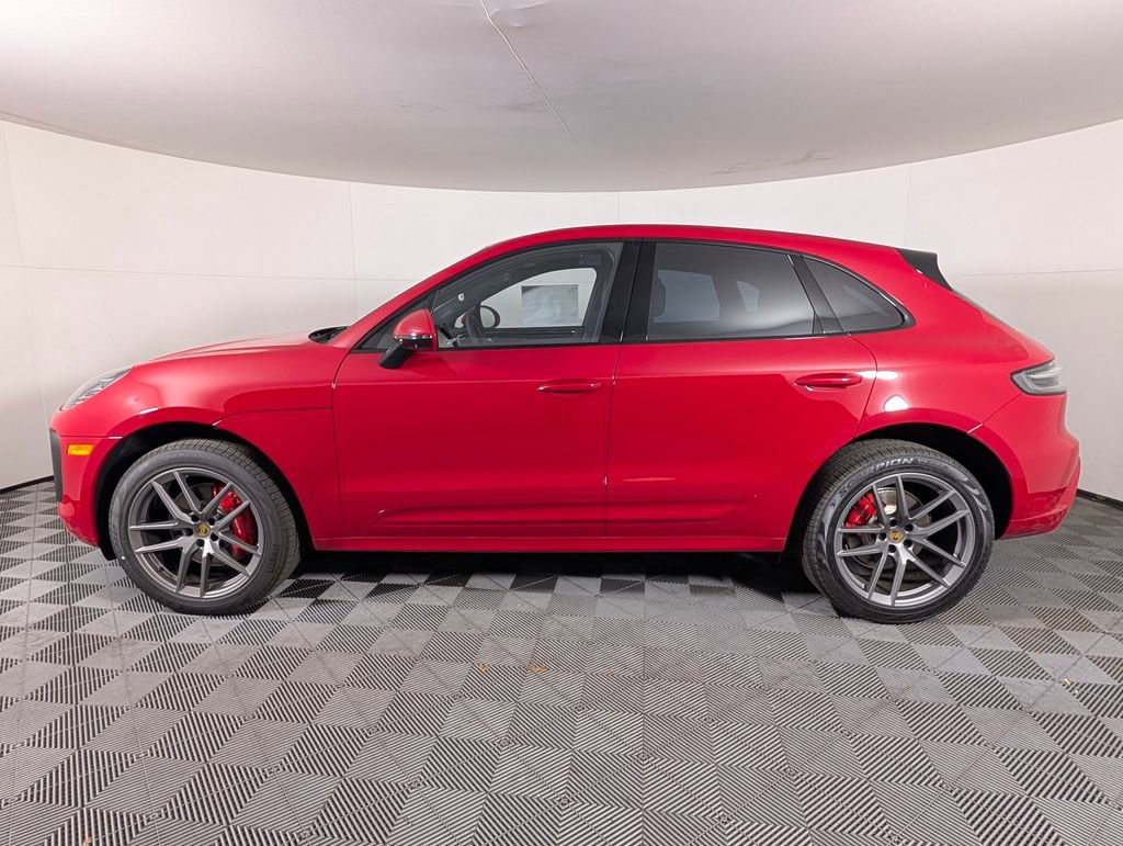 New 2026 Porsche Macan S image 2