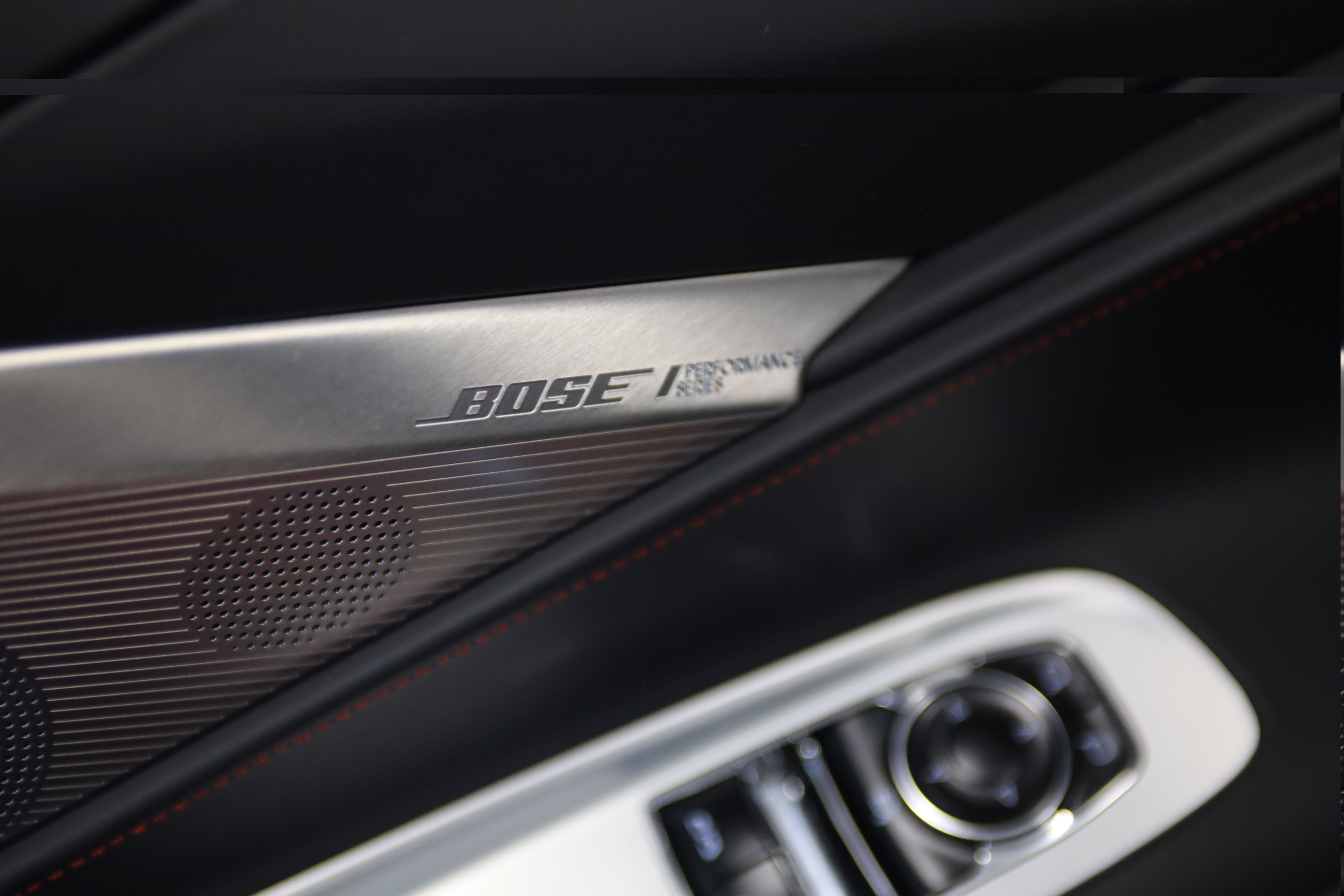 Used 2024 Chevrolet Corvette Stingray Premium Cpe w/ Z51 Performance Package RWD image 16
