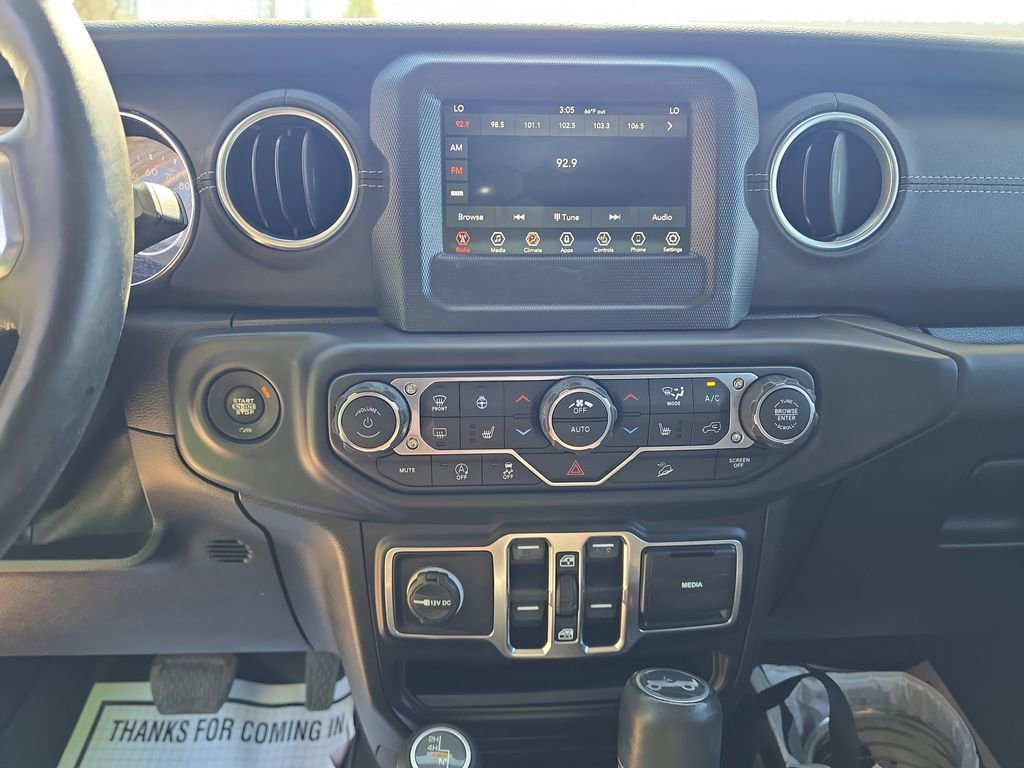 Used 2018 Jeep Wrangler Unlimited Sahara w/ LED Lighting Group image 19
