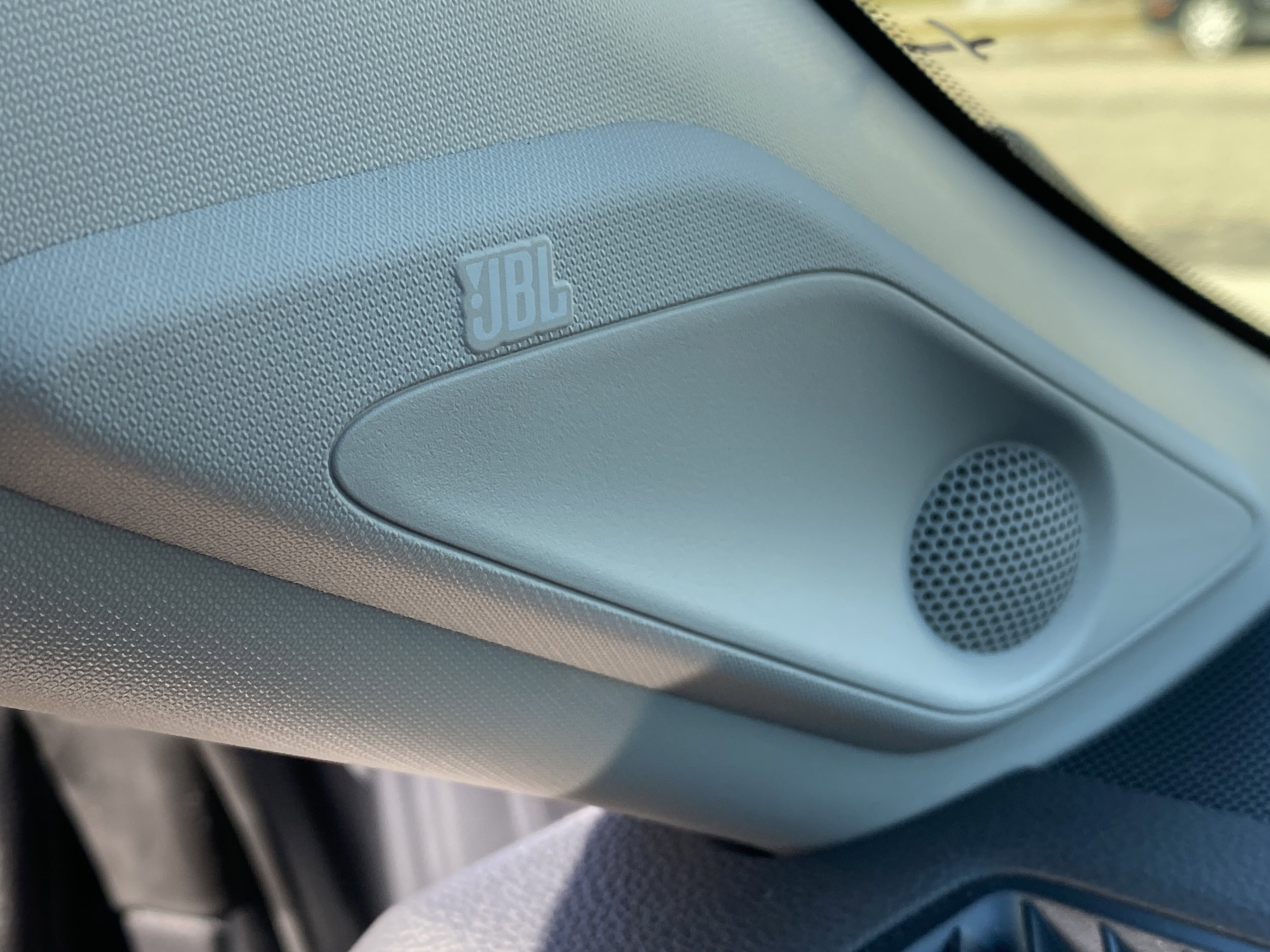 Used 2022 Toyota RAV4 Limited image 30