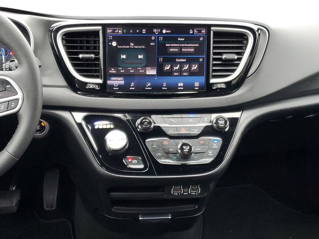 Used 2025 Chrysler Pacifica Select FWD image 28