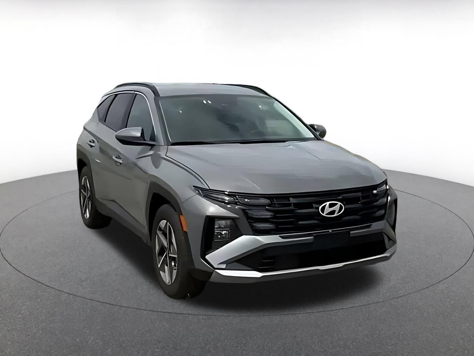 Used 2025 Hyundai Tucson SEL FWD image 3
