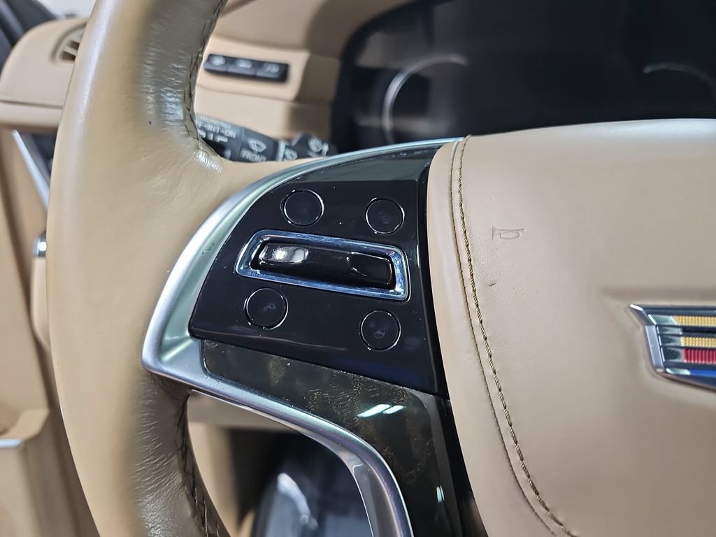 Used 2019 Cadillac Escalade Platinum AWD/4WD image 23