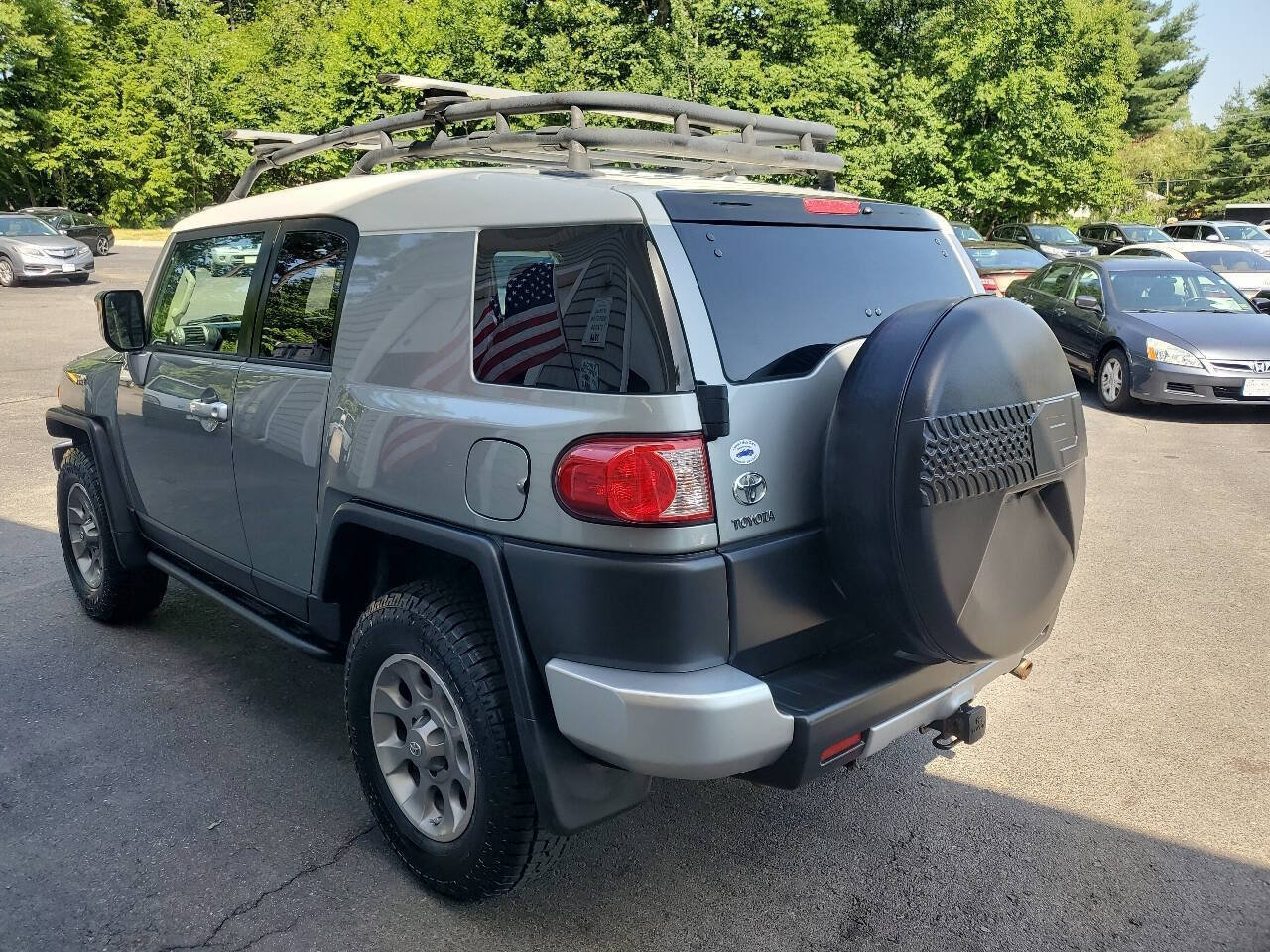 Used 2011 Toyota FJ Cruiser 4WD w/ Convenience Pkg image 5