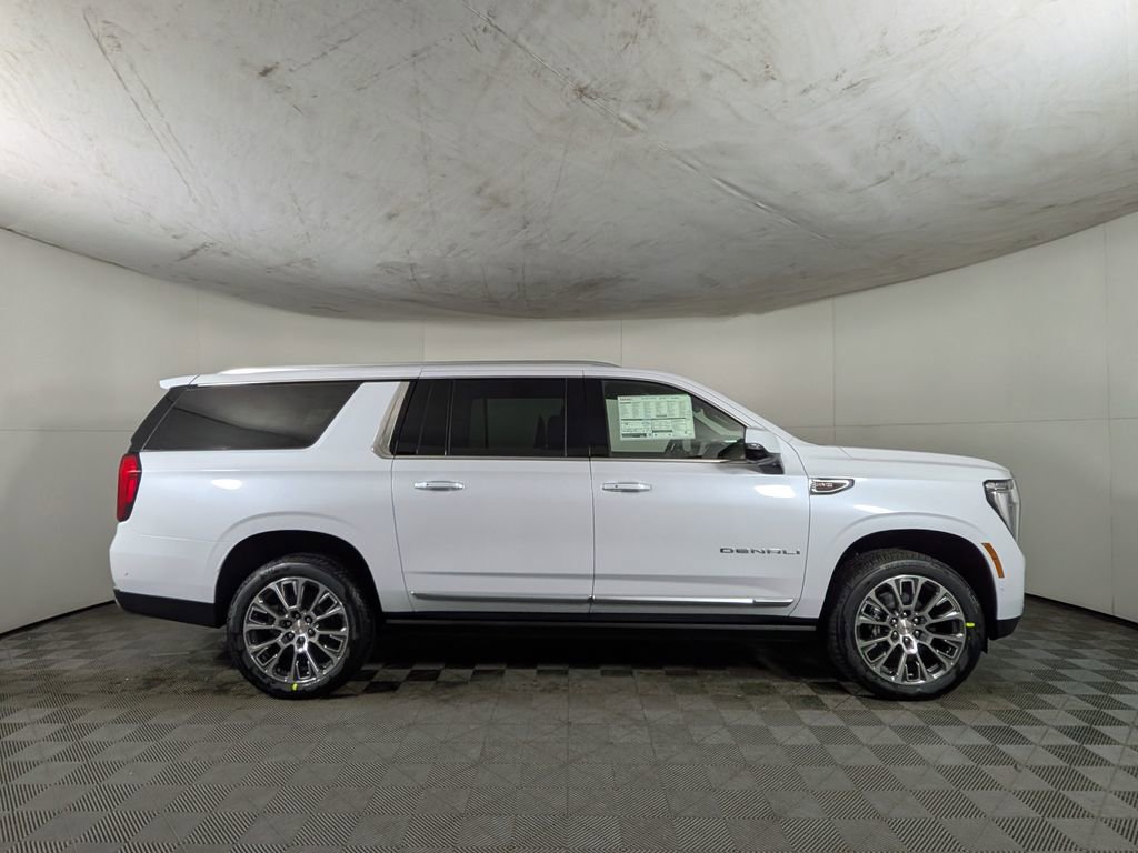 New 2026 GMC Yukon XL Denali w/ Denali Reserve Package image 6