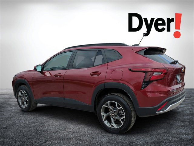 Certified 2025 Chevrolet Trax LT image 6