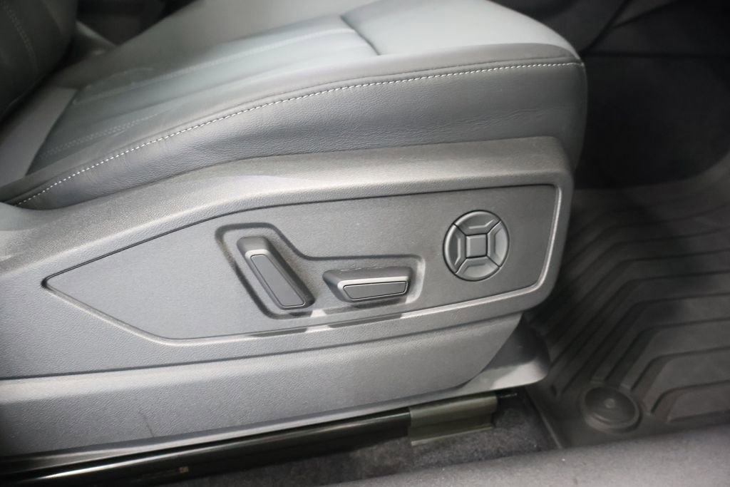 Used 2025 Audi Q5 Premium Plus w/ Premium Plus image 22