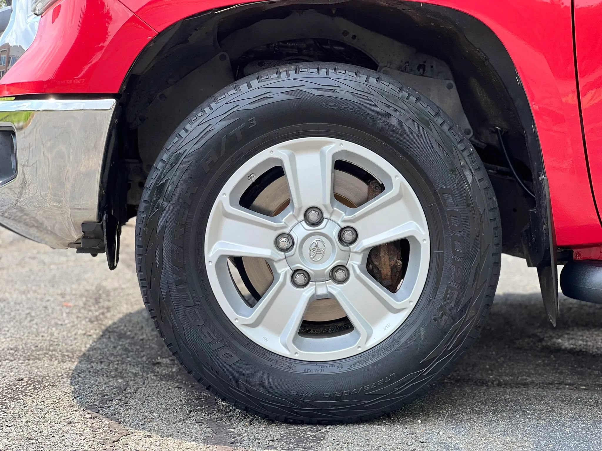 Used 2015 Toyota Tundra SR5 AWD/4WD image 41