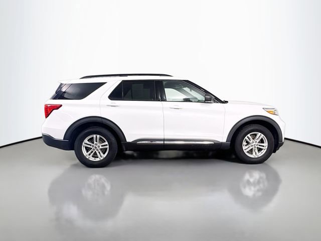 Used 2020 Ford Explorer XLT w/ Equipment Group 202A image 8