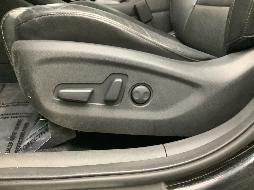 Used 2019 Hyundai Tucson Ultimate w/ Cargo Package AWD/4WD image 12