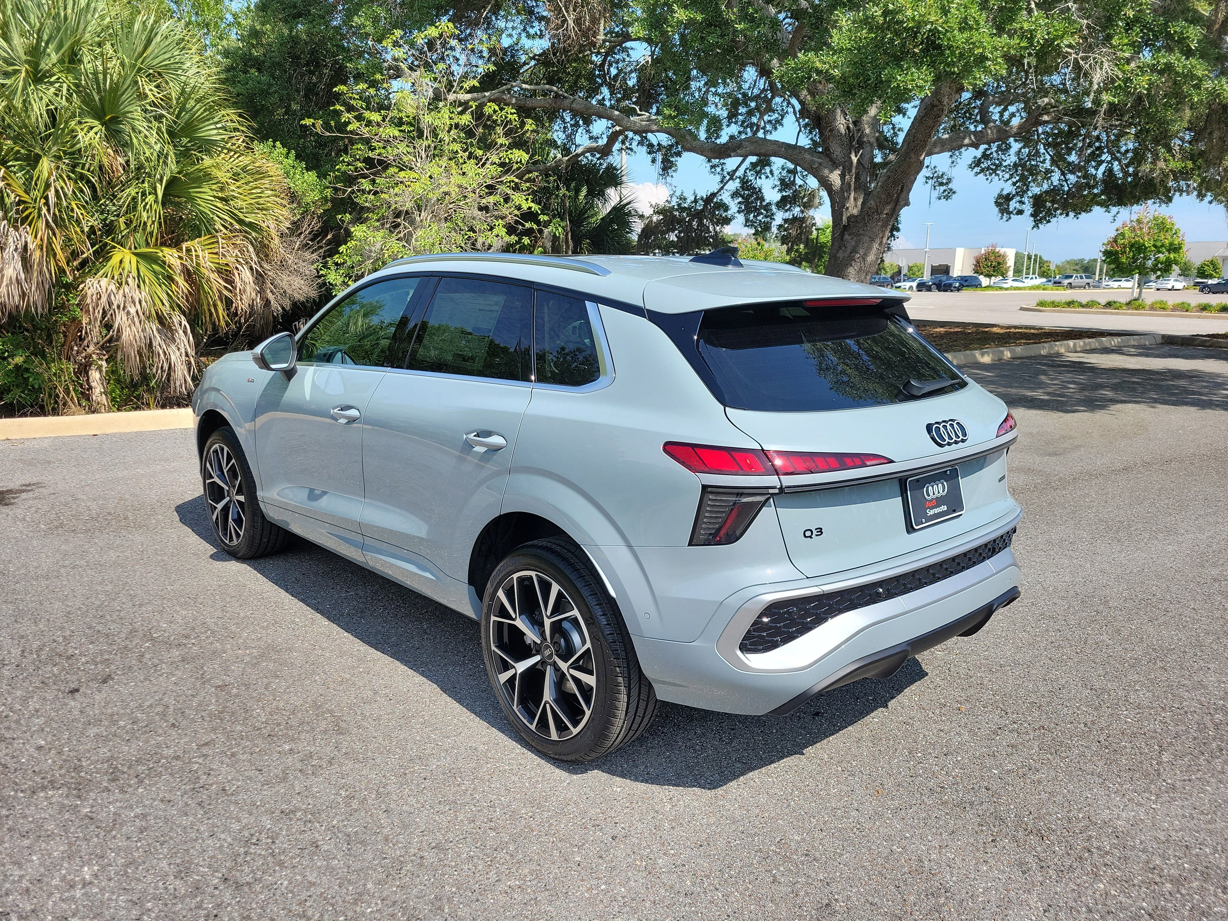 New 2026 Audi Q3 quattro 2.0T AWD/4WD image 6
