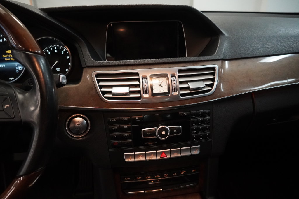 Used 2014 Mercedes-Benz E 350 4MATIC Sedan w/ Premium 1 Package image 15