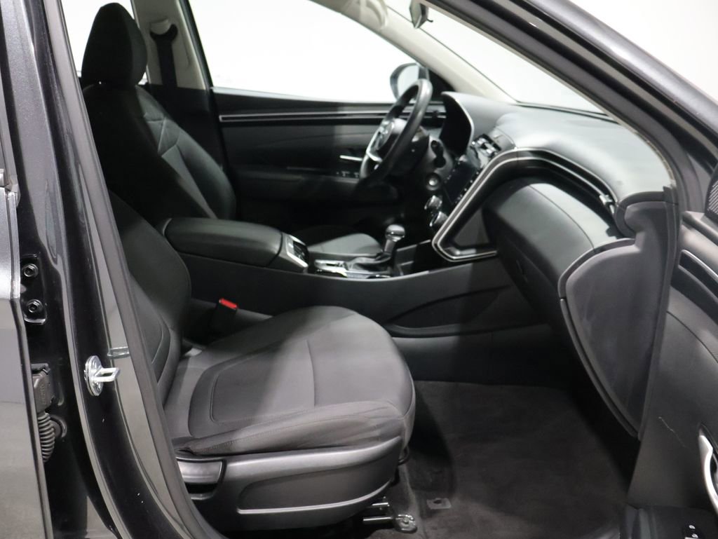 Used 2024 Hyundai Tucson SE image 22