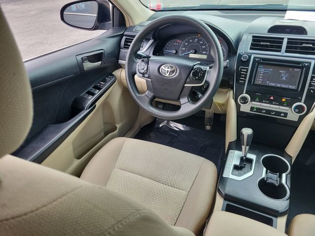 Used 2014 Toyota Camry L FWD image 14
