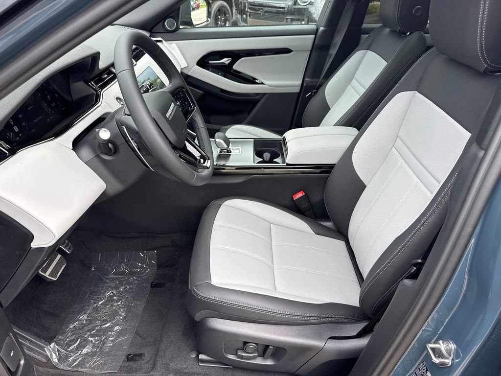 New 2026 Land Rover Range Rover Evoque Hoxton AWD/4WD image 7