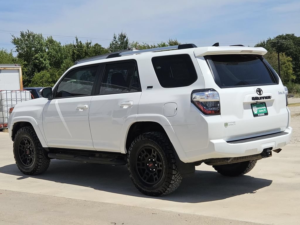 Used 2023 Toyota 4Runner SR5 AWD/4WD image 7
