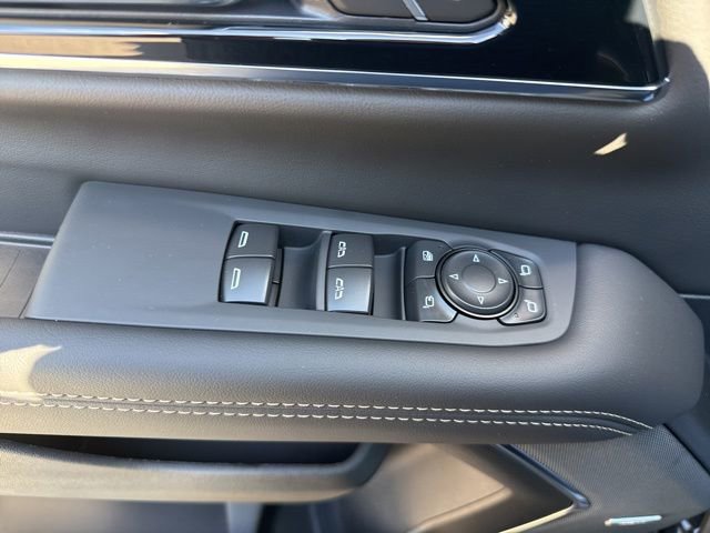 New 2026 GMC Yukon Elevation image 27