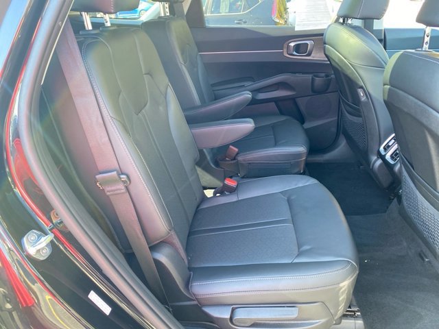 Certified 2022 Kia Sorento X-Line EX image 27