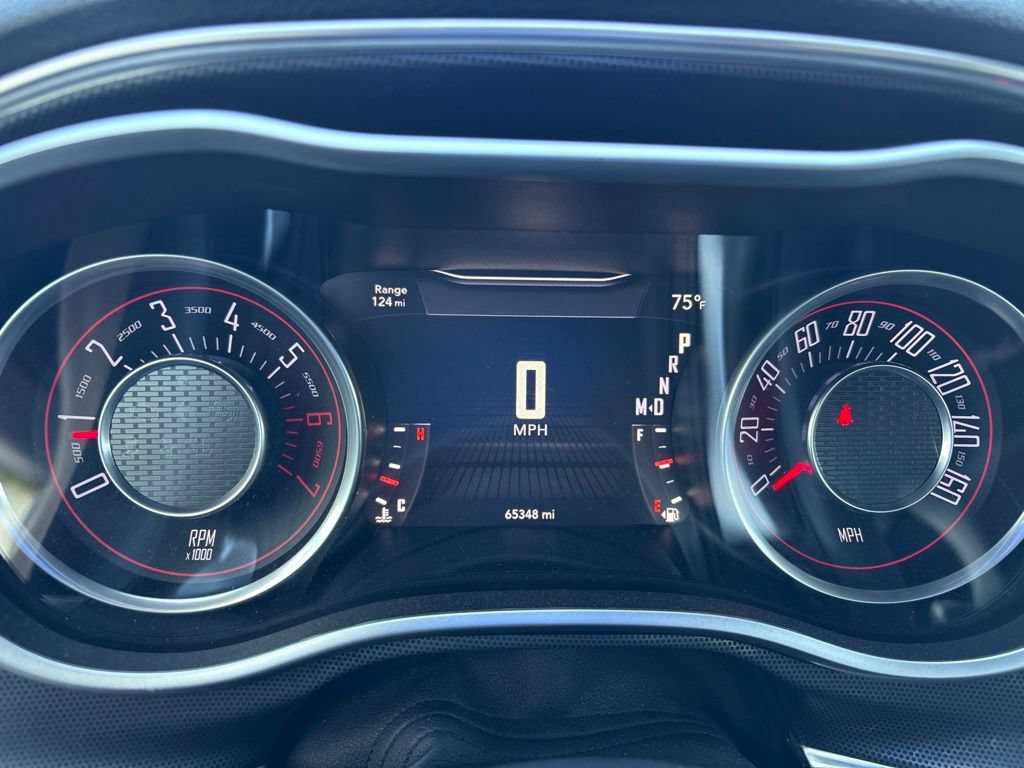 Used 2015 Dodge Challenger R/T Plus RWD image 8