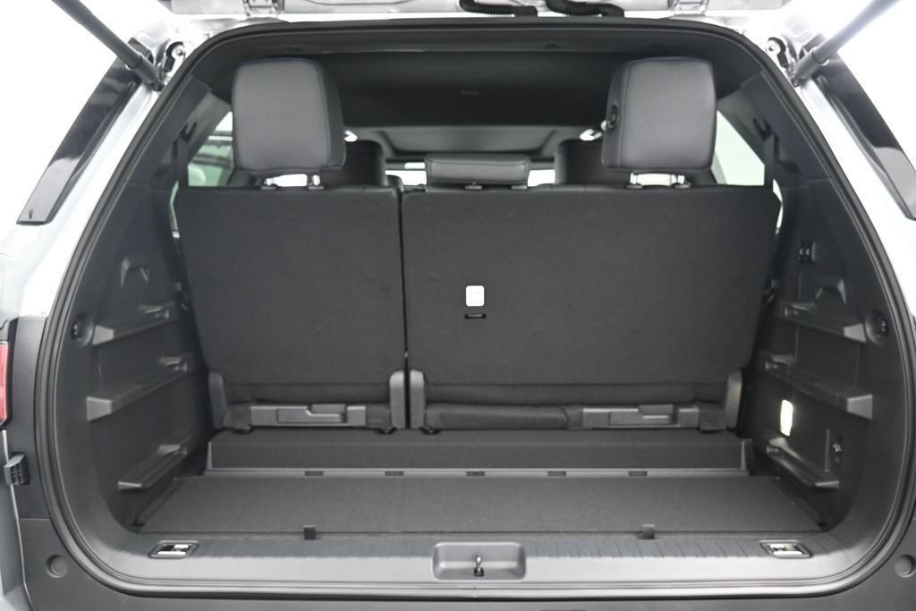 New 2026 Toyota Sequoia Platinum AWD/4WD image 12