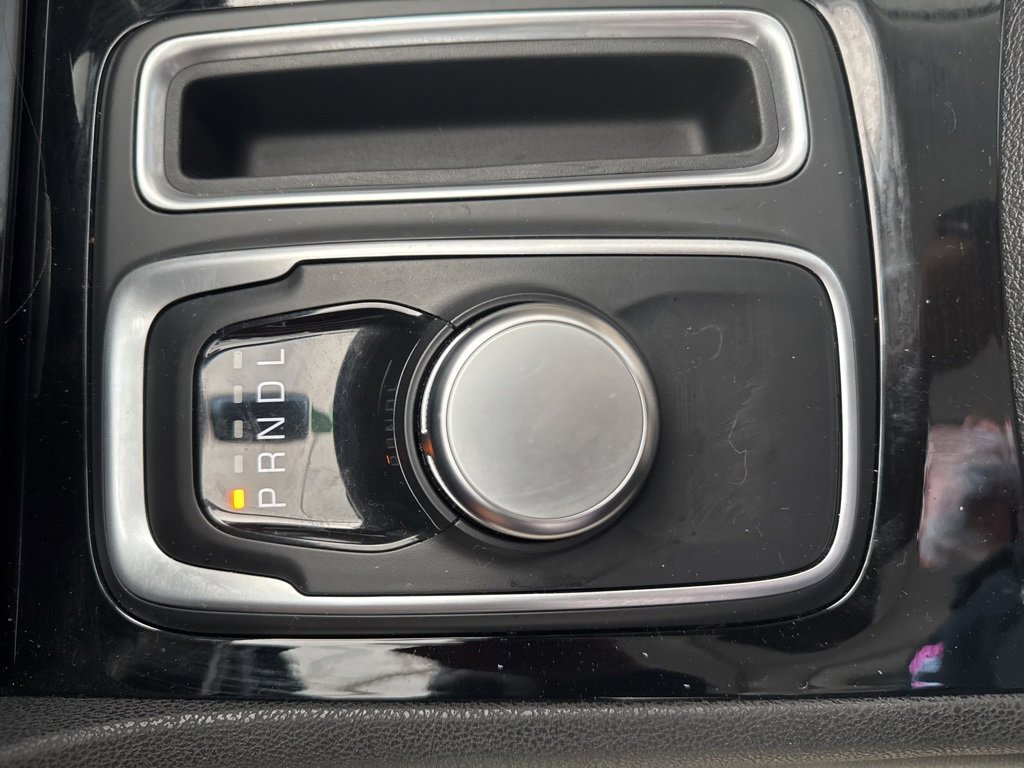 Used 2023 Chrysler 300 Touring L image 27